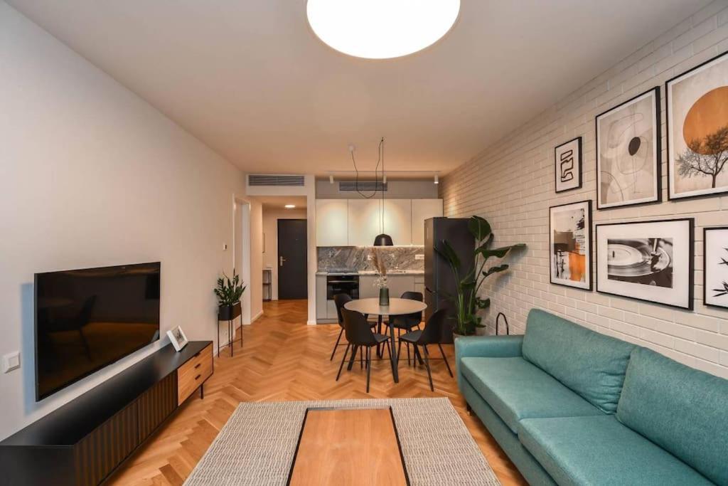 ברטיסלאבה Skypark Luxury Apartment With Skyline View & Free Parking מראה חיצוני תמונה